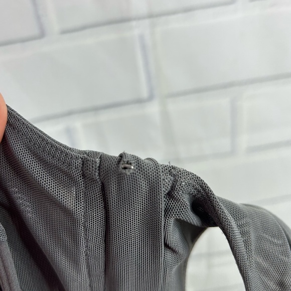 Zyia One More Rep Sports Bra in Gray size Large - Picture 5 of 7